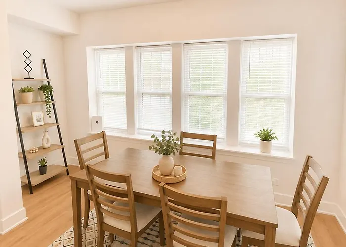 2br,1ba Wifi Parking Full Kitchen Apartamento